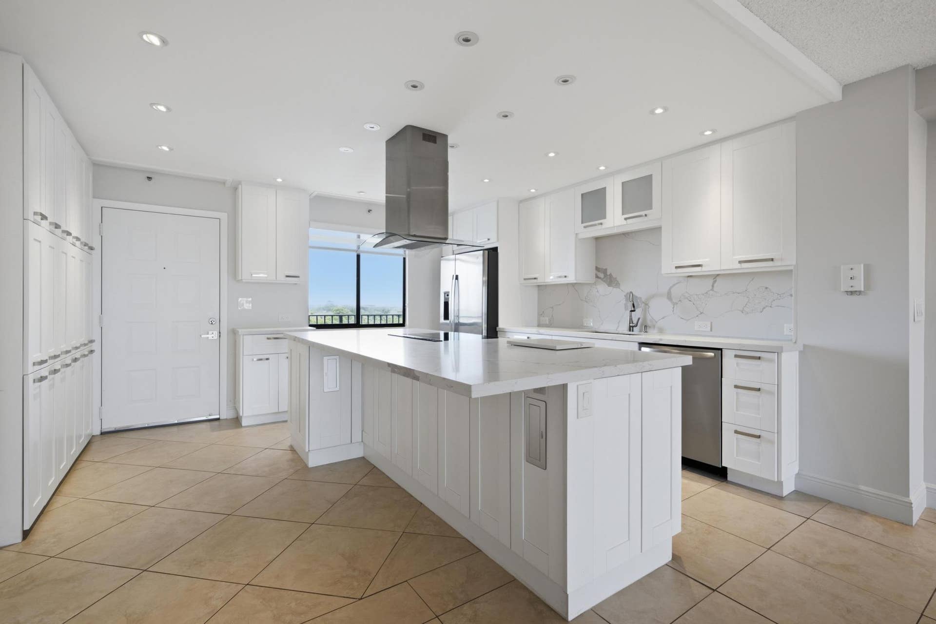2215 Cypress Island Drive, #906, Pompano Beach, FL 33069 DSC09078