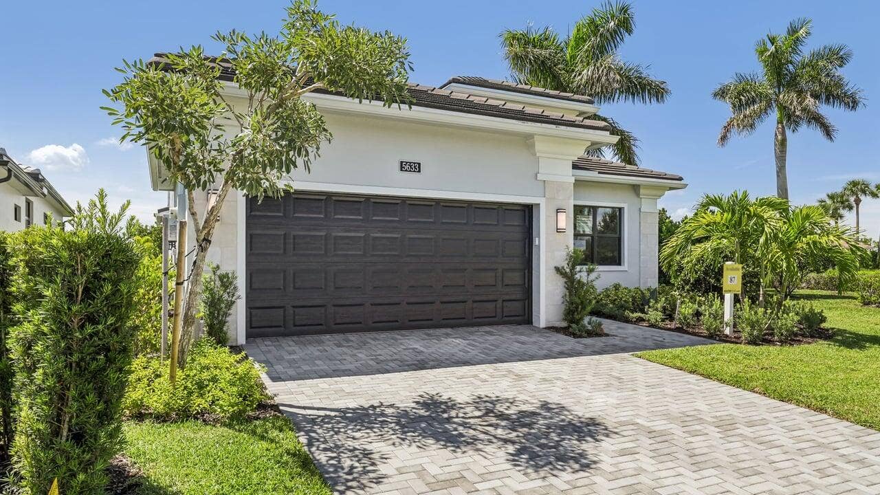 5633 Saint Armands Way, Westlake, FL 33470 Front Exterior