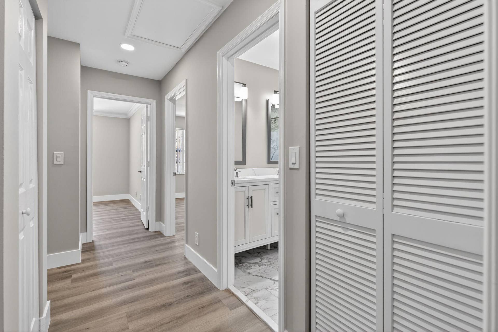 106 Fox Meadow Run, Jupiter, FL 33458 Hallway 2nd Floor