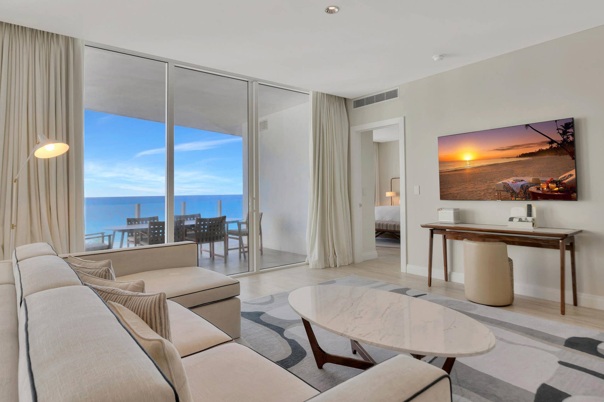 525 N Fort Lauderdale Beach Boulevard, #602, Fort Lauderdale, FL 33304 10__g6i3674