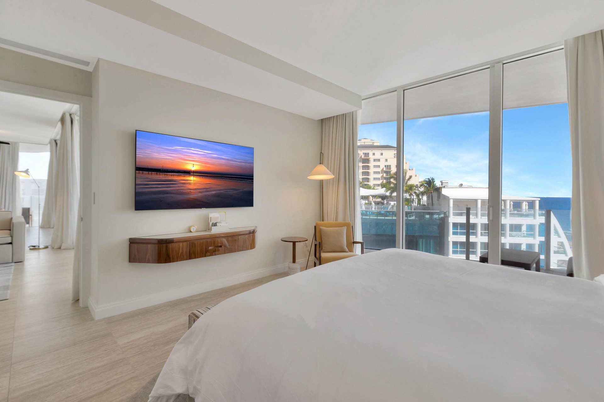 525 N Fort Lauderdale Beach Boulevard, #602, Fort Lauderdale, FL 33304 16__g6i3709