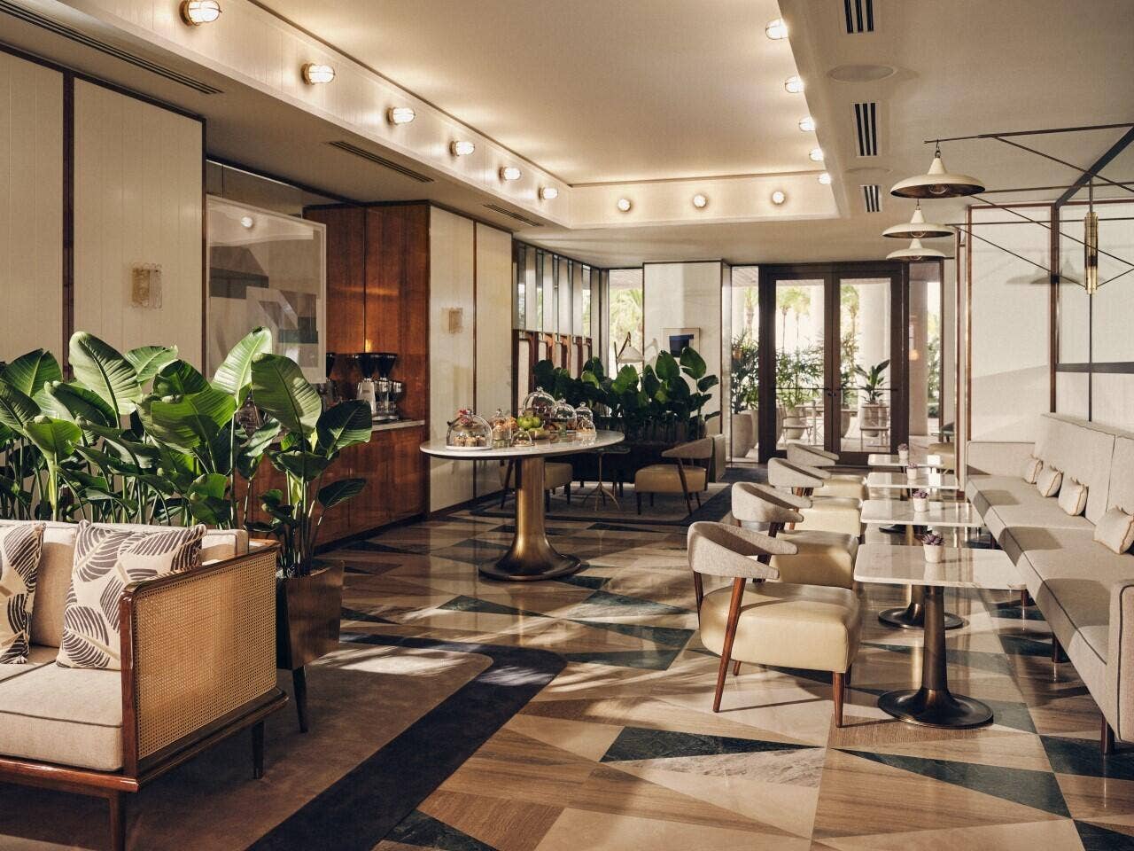 525 N Fort Lauderdale Beach Boulevard, #602, Fort Lauderdale, FL 33304 FS High Ries Honey Fitz