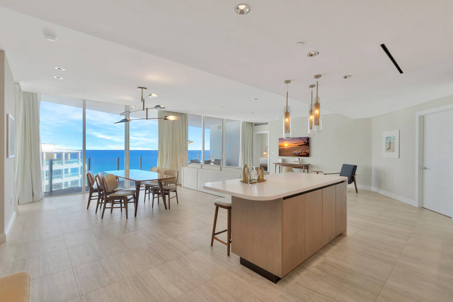 525 N Fort Lauderdale Beach Boulevard, #602, Fort Lauderdale, FL 33304 01__g6i3624