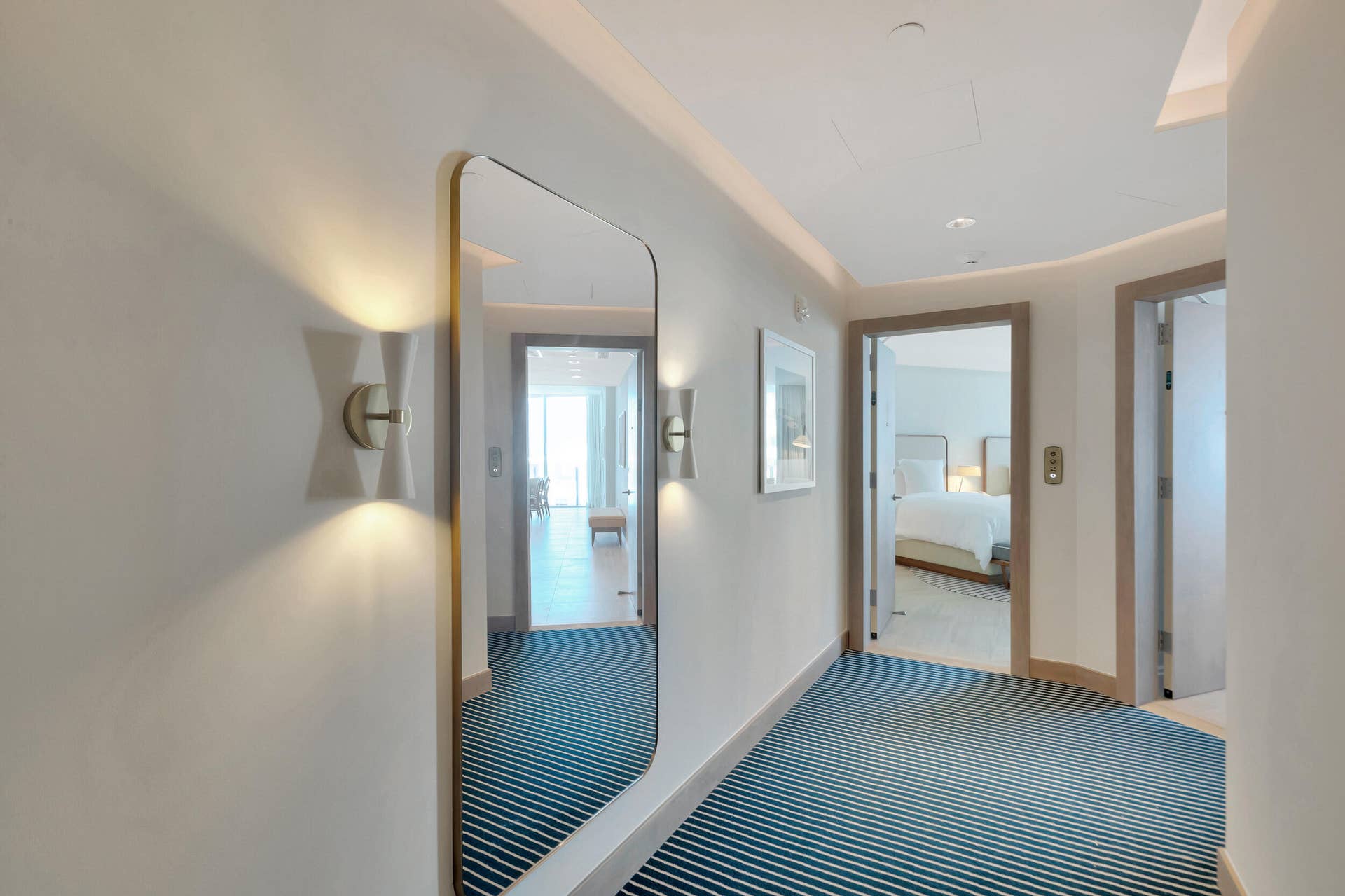 525 N Fort Lauderdale Beach Boulevard, #602, Fort Lauderdale, FL 33304 45__g6i3899