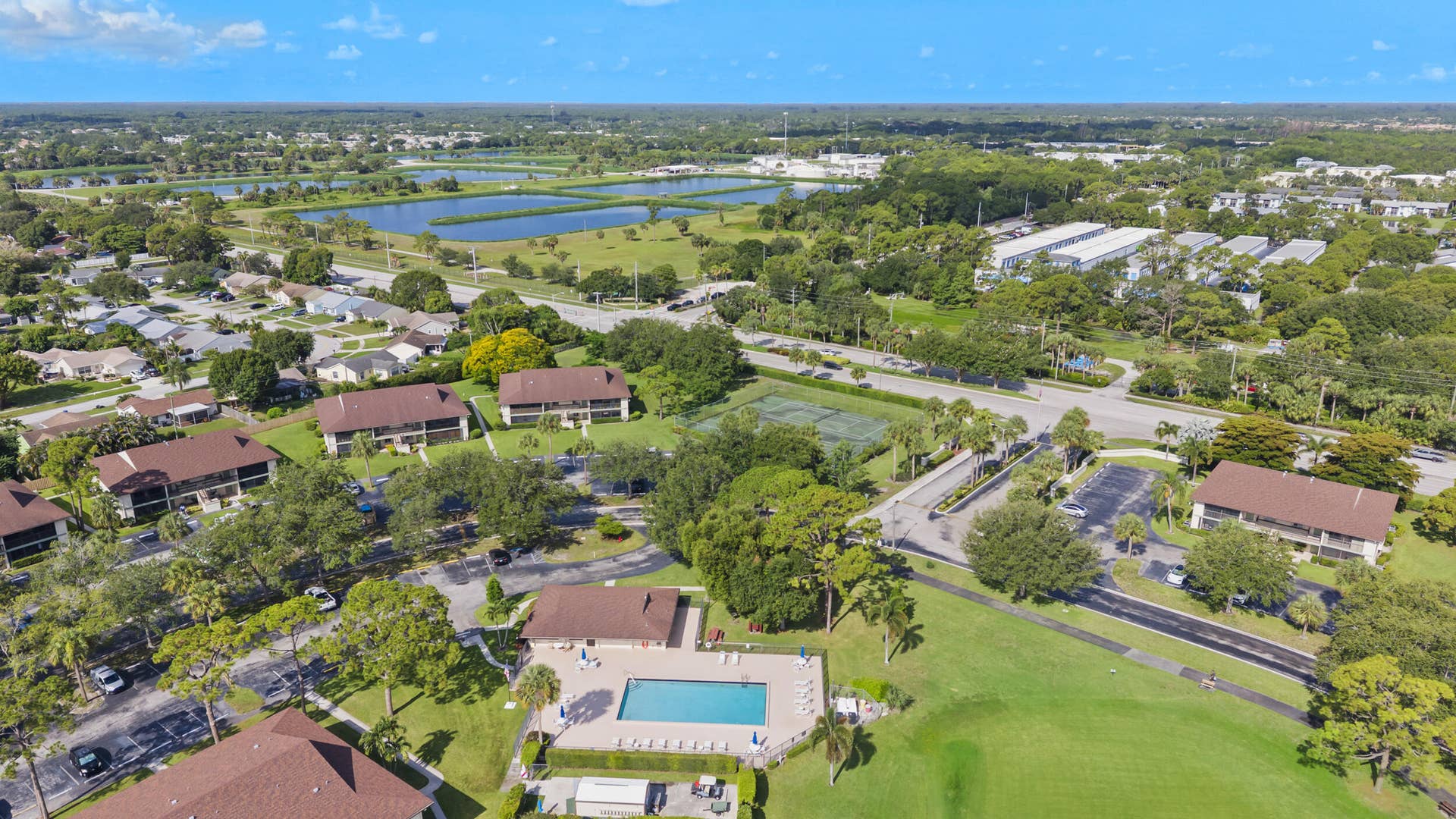 6314 Chasewood Drive, #E, Jupiter, FL 33458 North - Clubhouse and pool