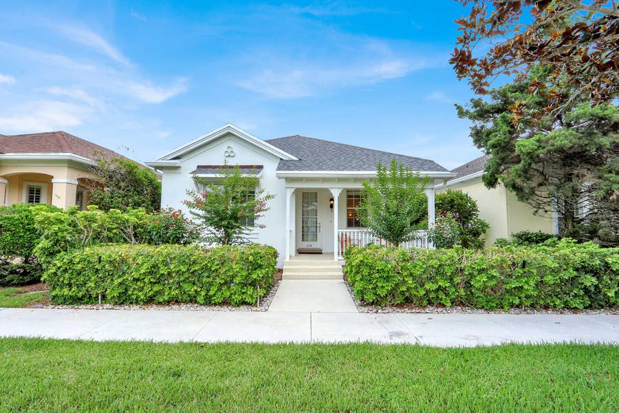 Property photo for 216 Juniper Way, Jupiter, FL