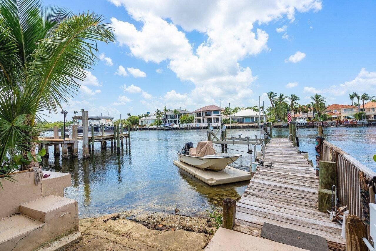 11091 Ellison Wilson Road, North Palm Beach, FL 33408 Dock