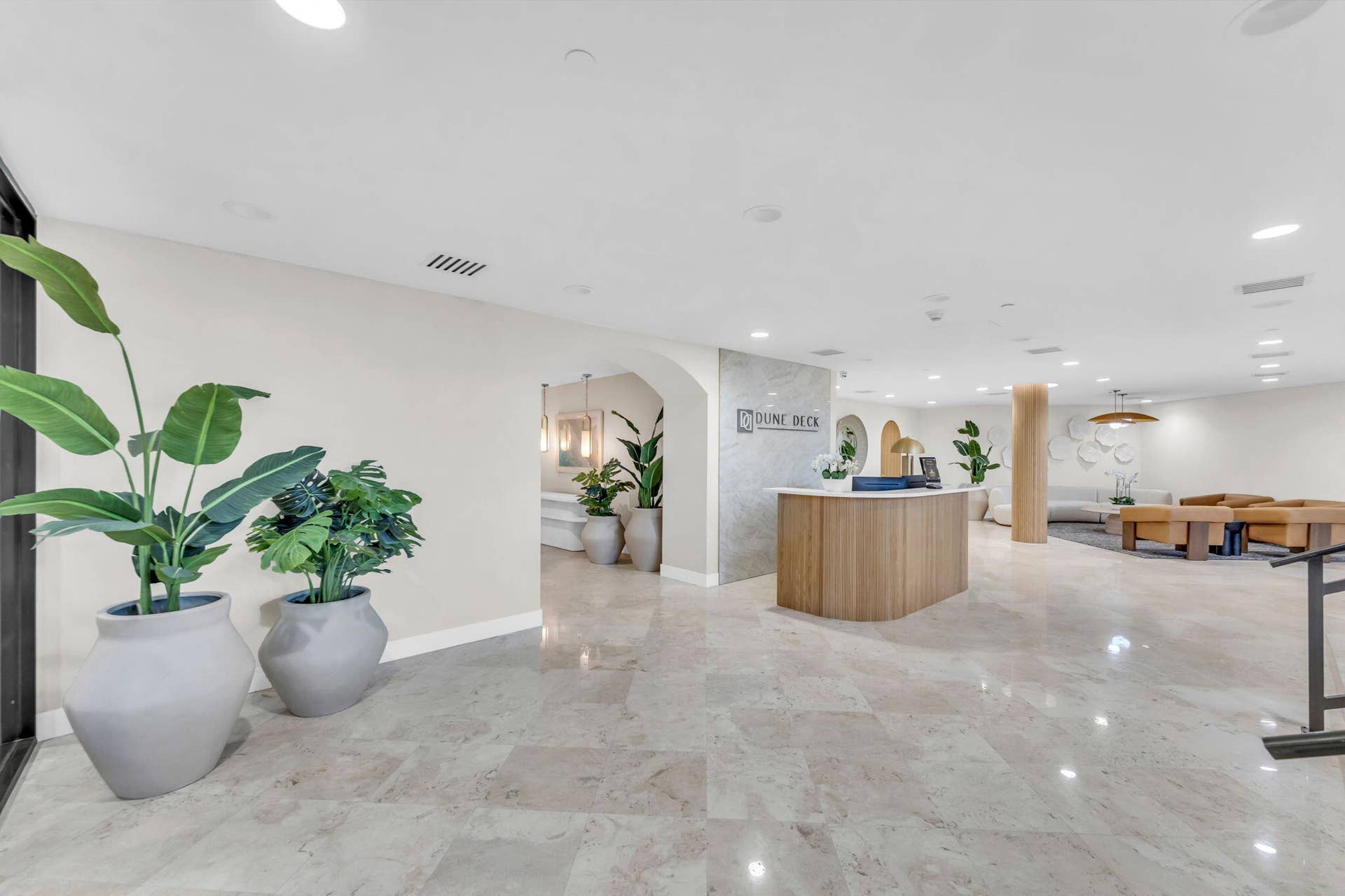 49-web-or-mls-DON08609