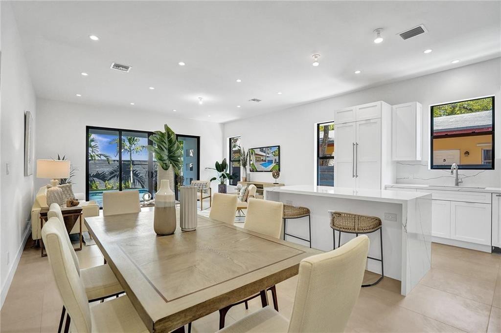 1211 SE 1st Street, Fort Lauderdale, FL 33301 Photo 3