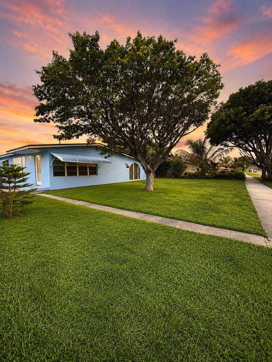 Property photo for 1310 Palm Beach Lakes Boulevard, West Palm Beach, FL