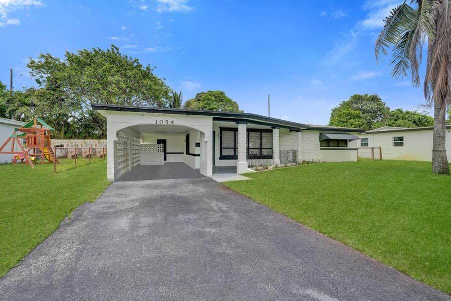 Property photo for 1054 Wyoming Avenue, Fort Lauderdale, FL