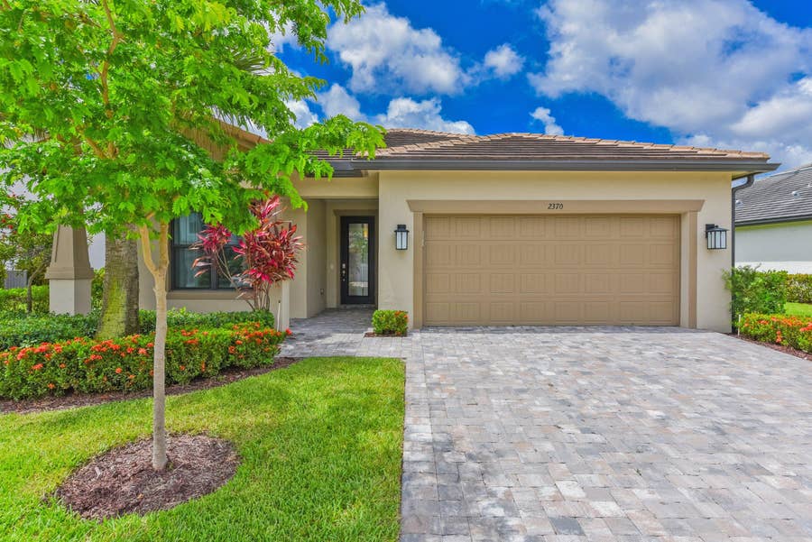 Property photo for 2370 Rollingwood Court, Oakland Park, FL