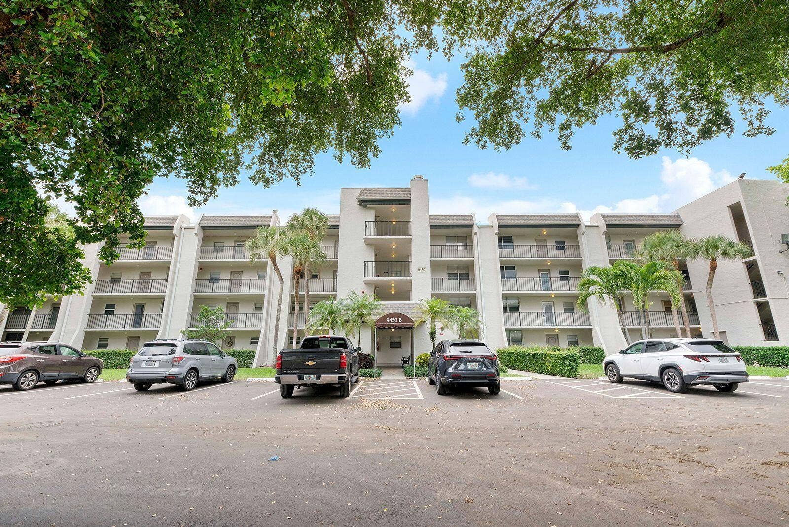 9450 Poinciana Place, #211, Davie, FL 33324 oMVsUFzQ