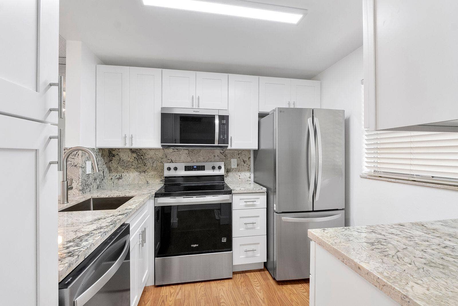 9450 Poinciana Place, #211, Davie, FL 33324 GVGyeIQA