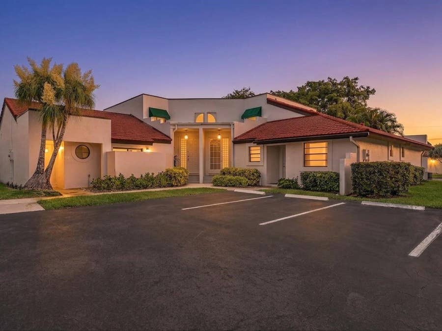 Property photo for 299 NW 36th Avenue, Deerfield Beach, FL