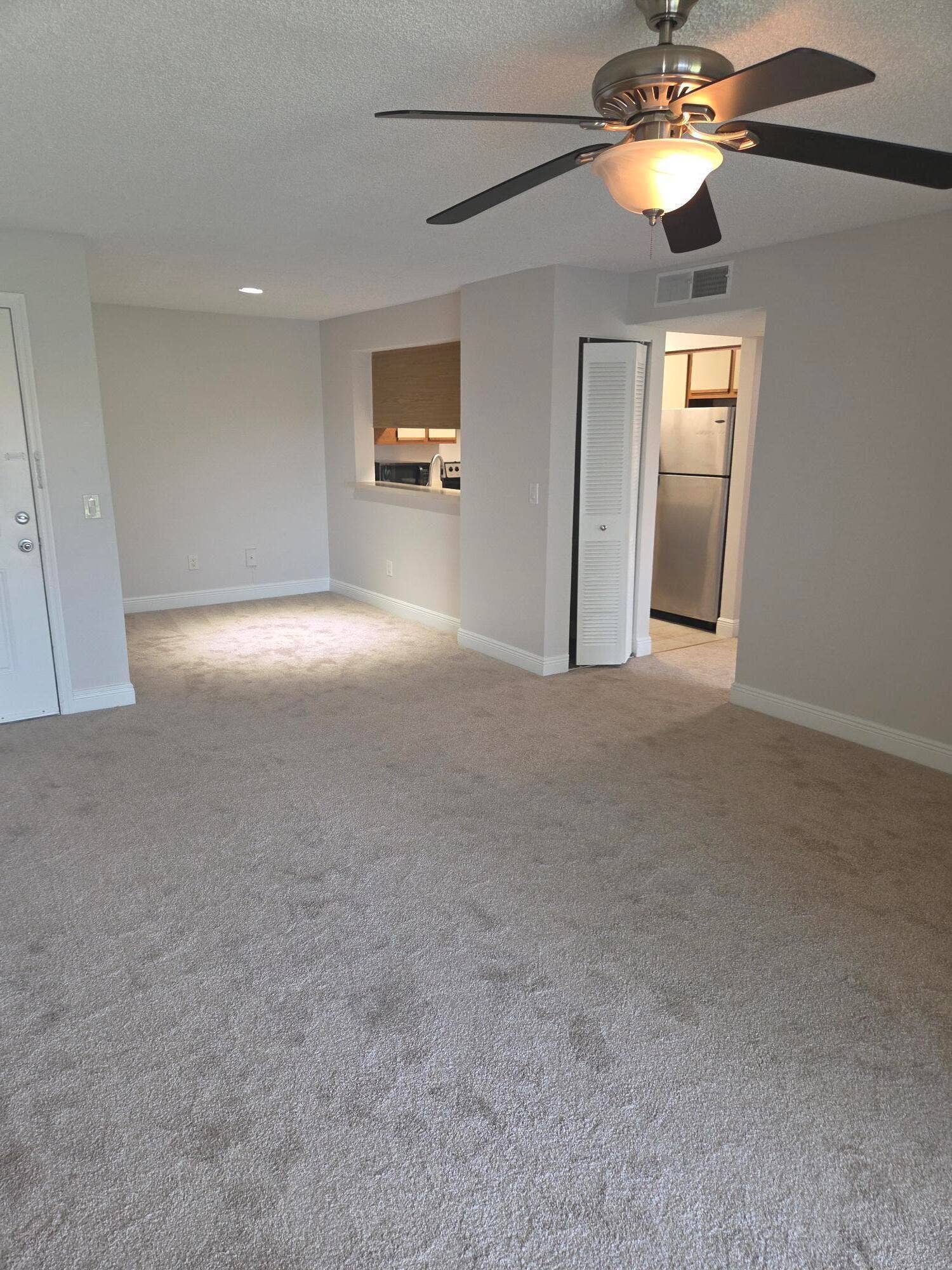 1245 SW 46th Avenue, #1204, Coconut Creek, Pompano Beach, FL 33069 RP liv rm