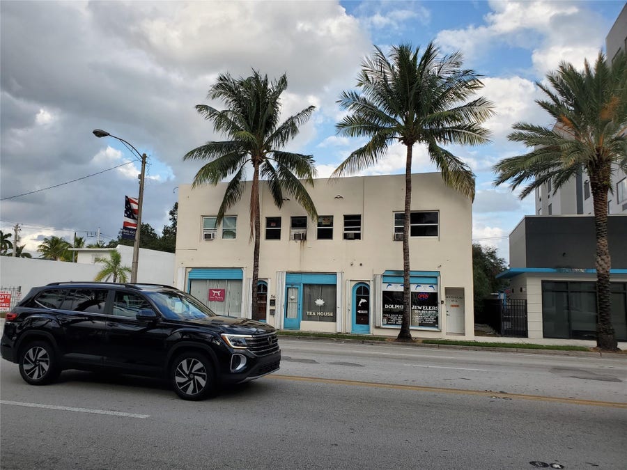 Property photo for 50 N Federal Highway, #4, Dania Beach, FL