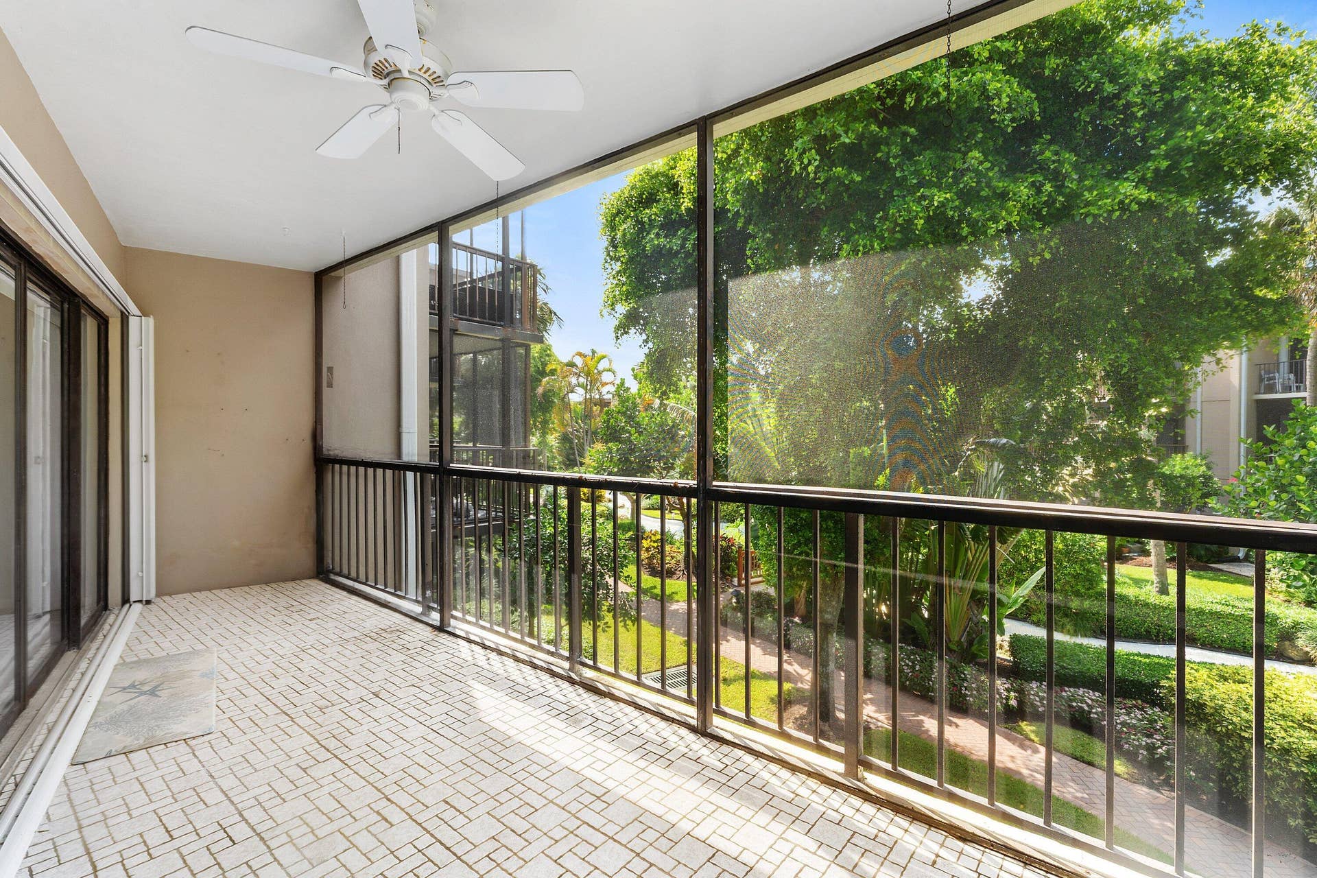 3605 S Ocean Boulevard, #229, South Palm Beach, FL 33480 Screened Patio