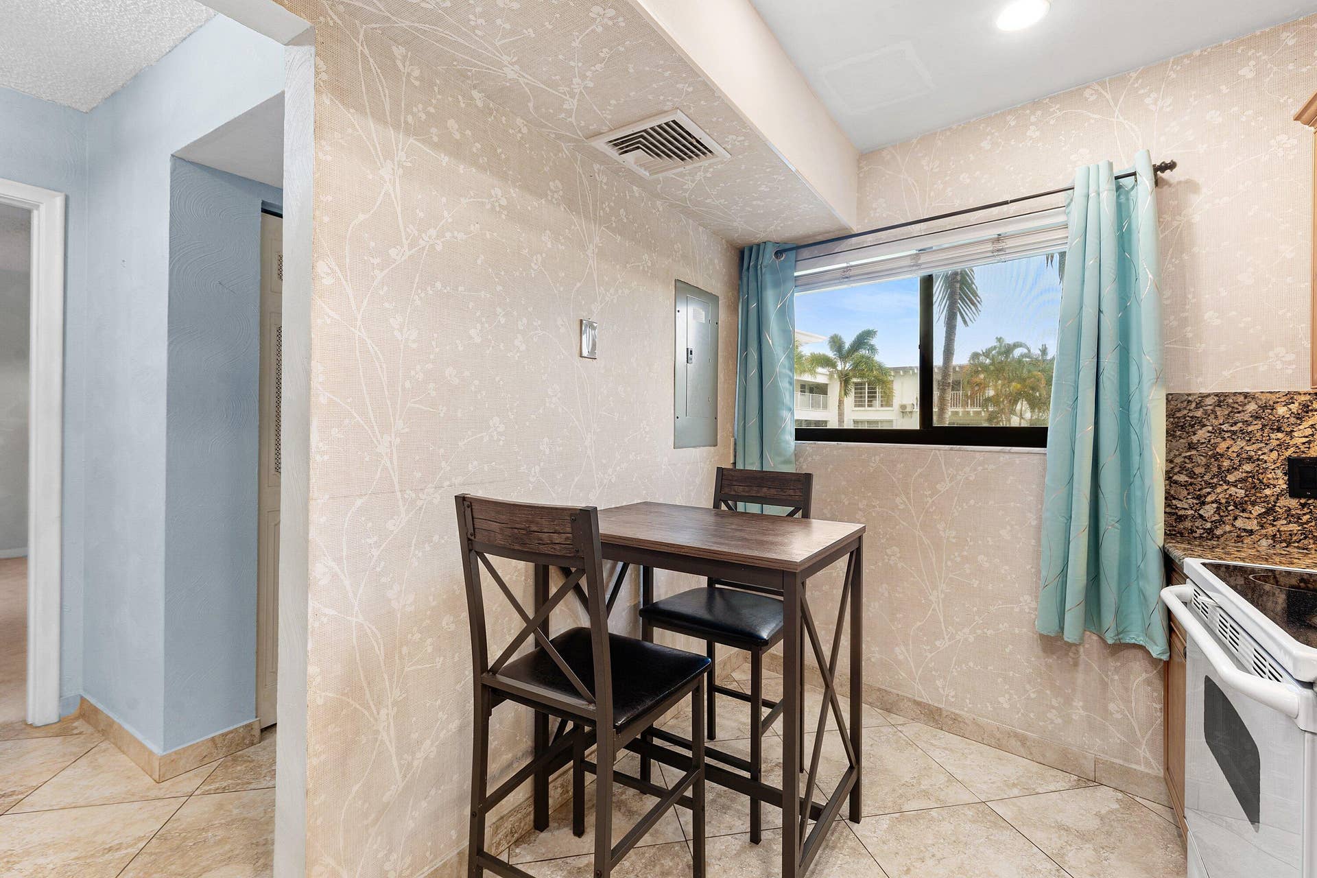 3605 S Ocean Boulevard, #229, South Palm Beach, FL 33480 Kitchen