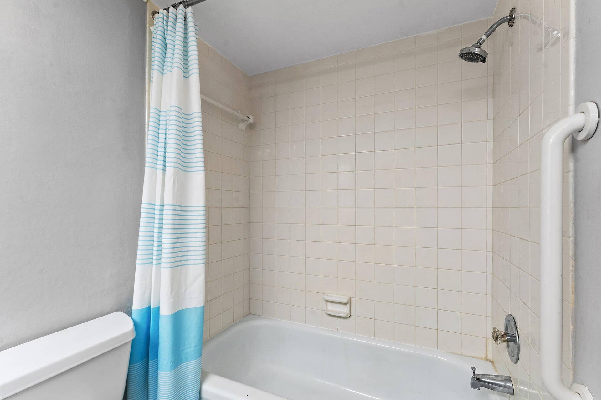3605 S Ocean Boulevard, #229, South Palm Beach, FL 33480 Primary Bathroom