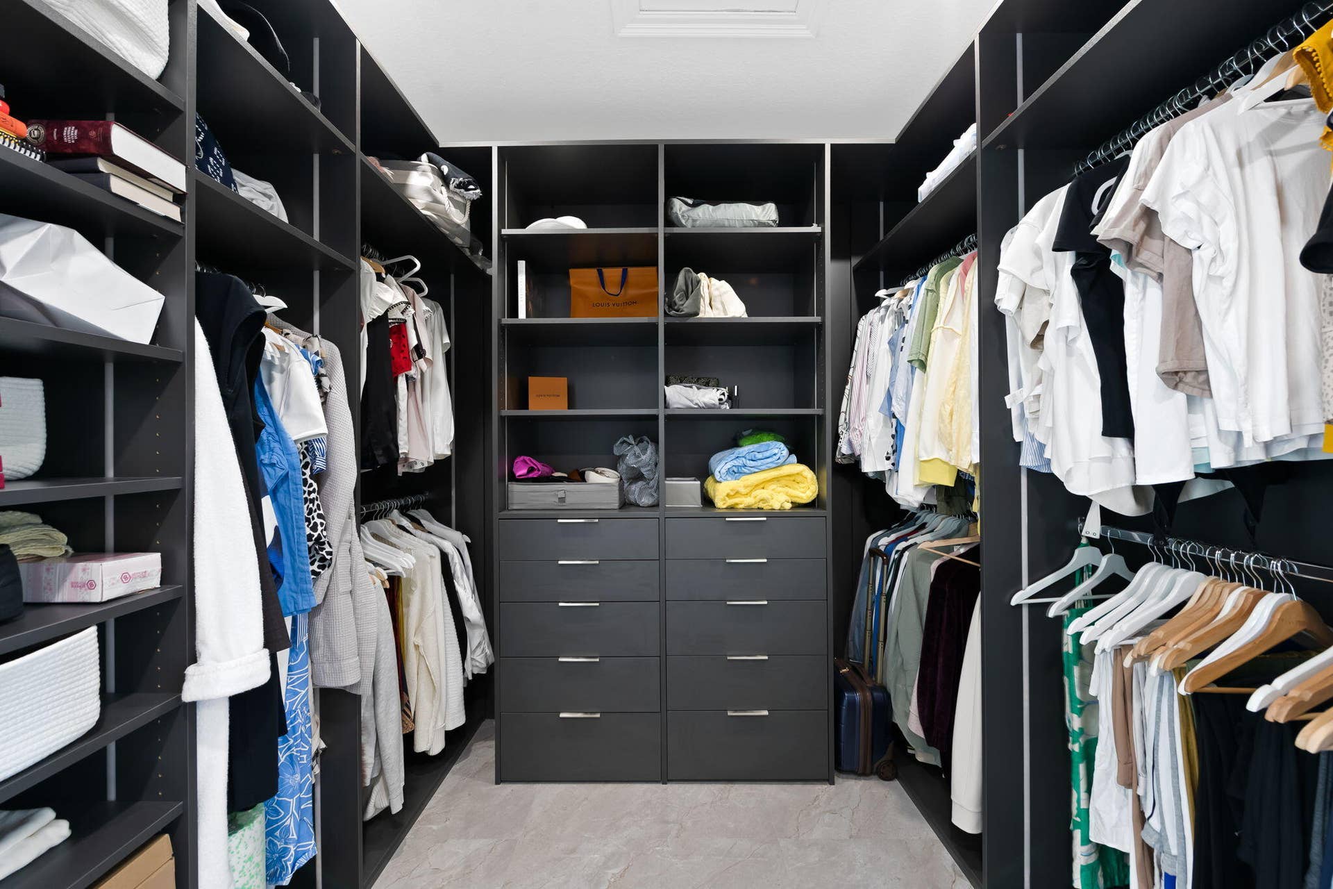 9559 Barletta Winds Point, Delray Beach, FL 33446 Primary Closet