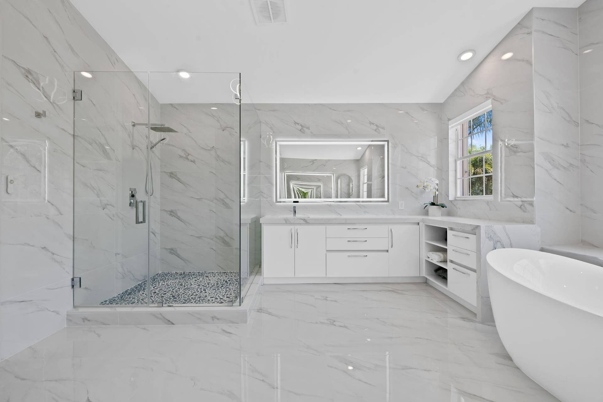 9559 Barletta Winds Point, Delray Beach, FL 33446 Primary Bathroom
