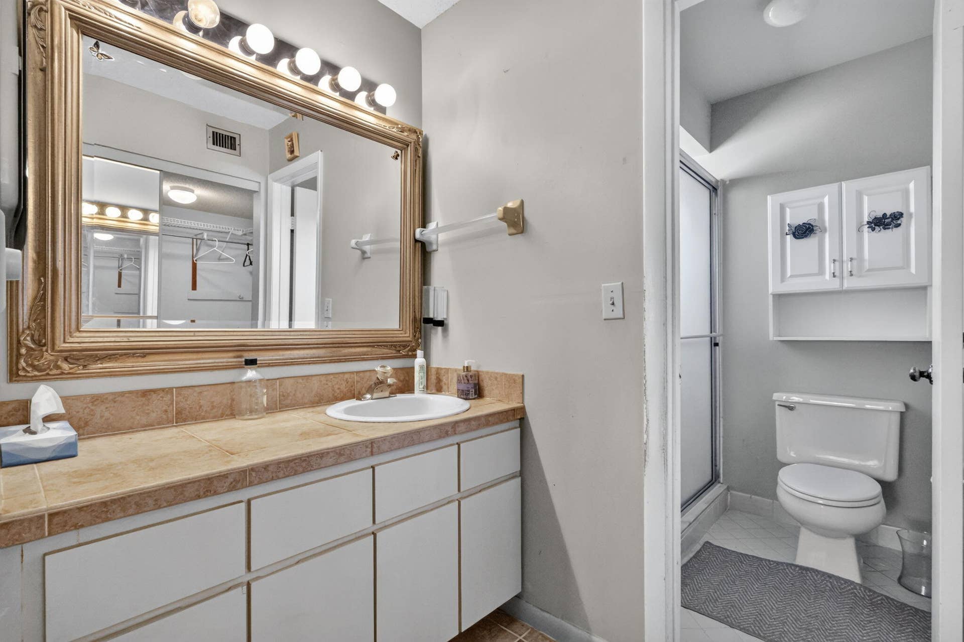 Ensuite bath