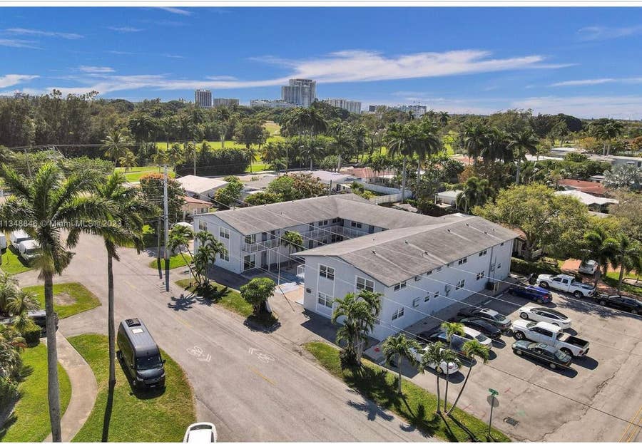 Property photo for 930 N 14th Court, Hollywood, FL
