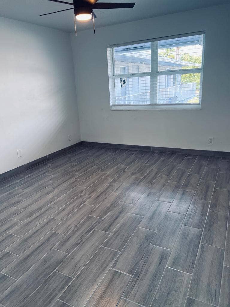 930 N 14th Court, Hollywood, FL 33020 21