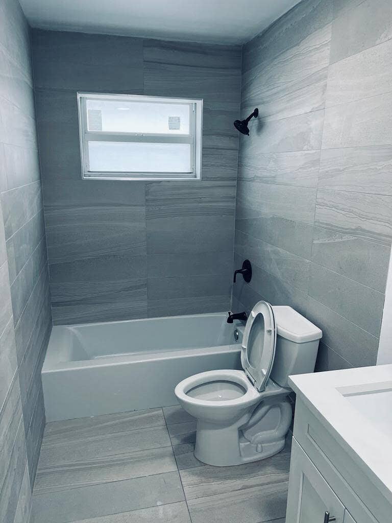 930 N 14th Court, Hollywood, FL 33020 5