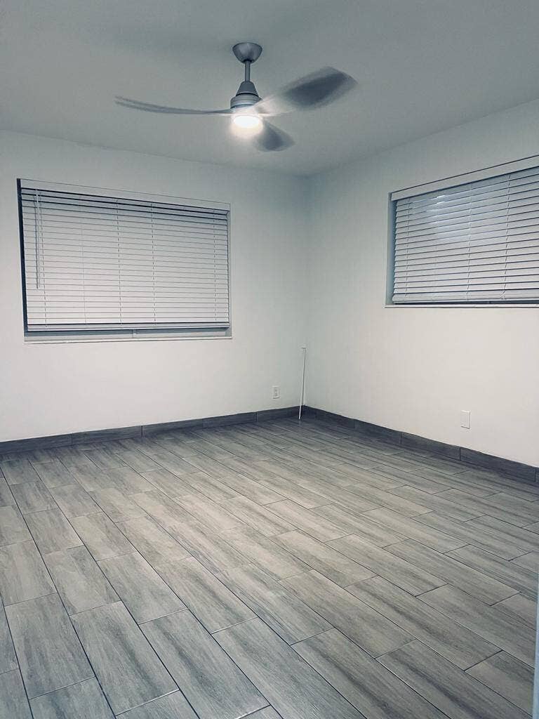 930 N 14th Court, Hollywood, FL 33020 2