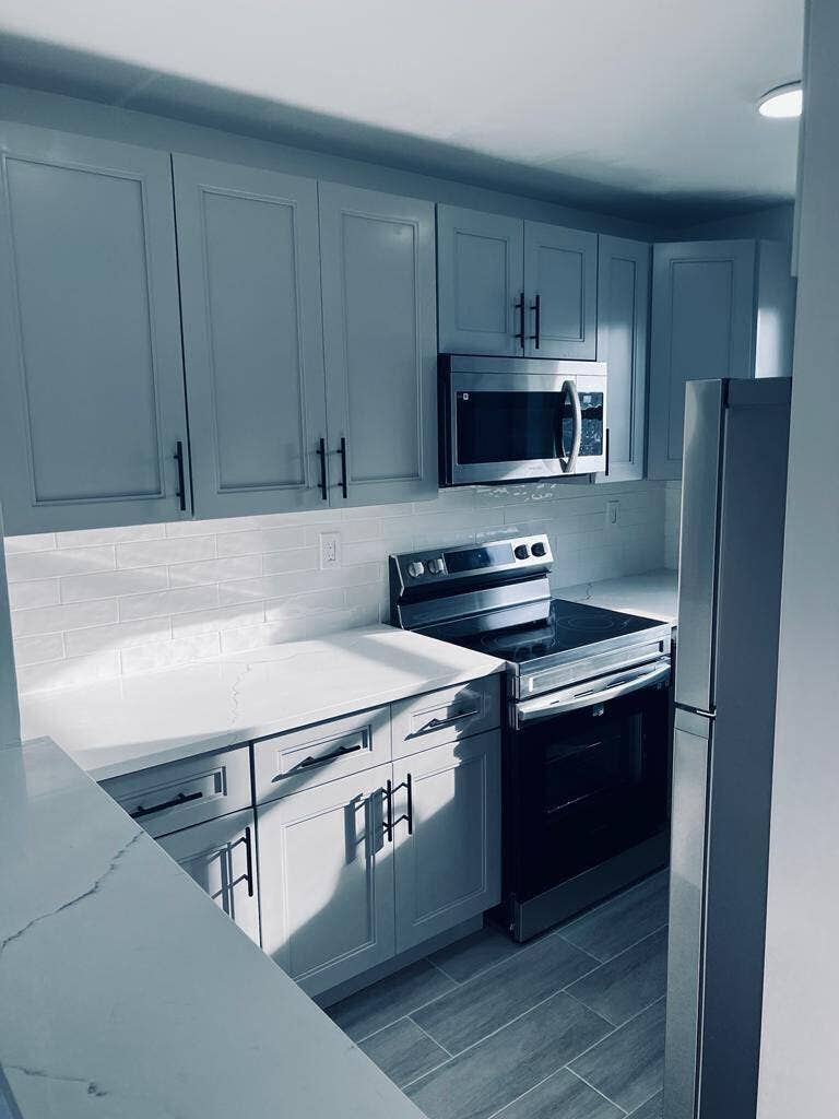 930 N 14th Court, Hollywood, FL 33020 19