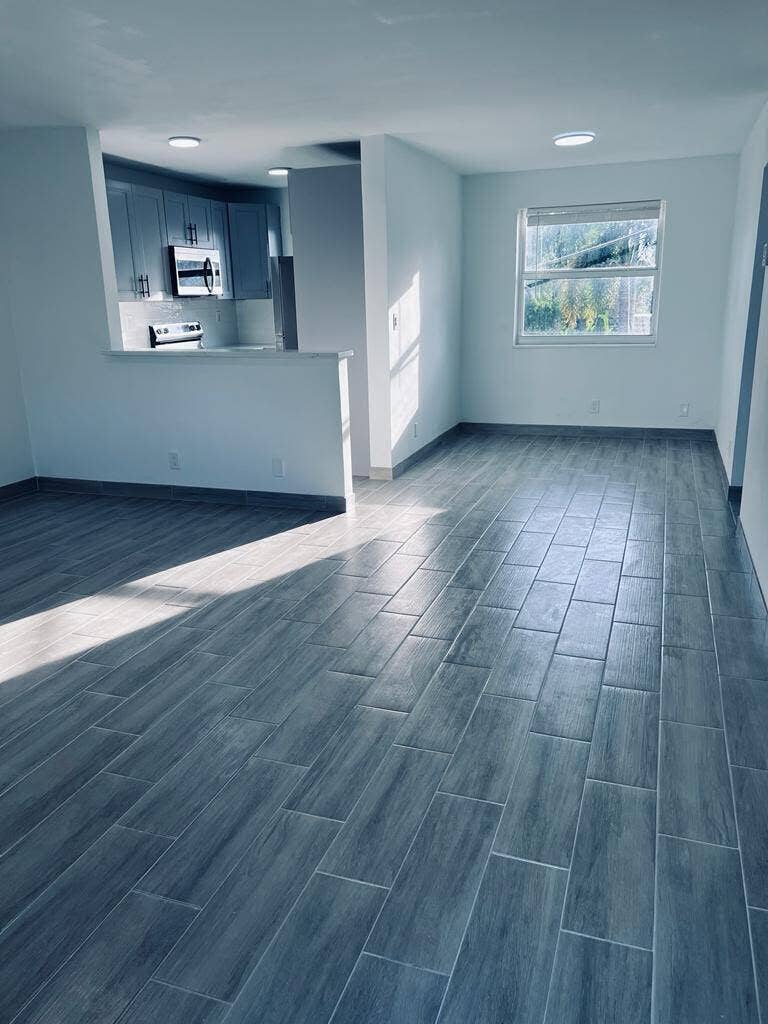 930 N 14th Court, Hollywood, FL 33020 26