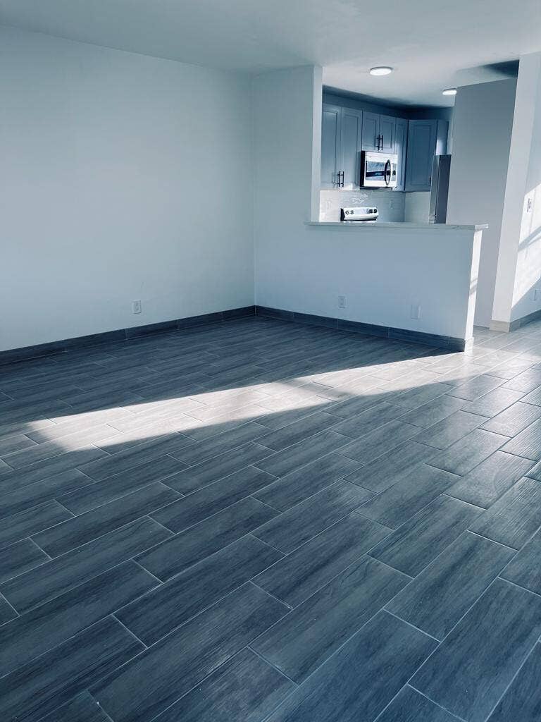930 N 14th Court, Hollywood, FL 33020 25
