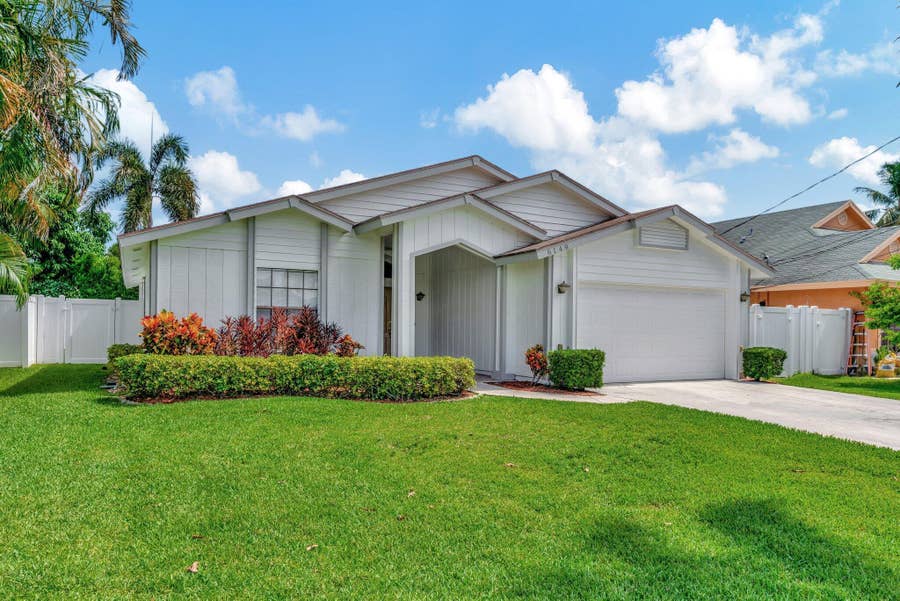 Property photo for 6149 Foster Street, Jupiter, FL