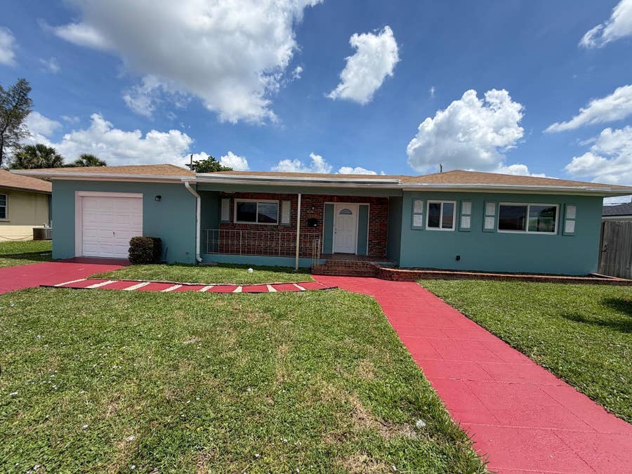 Property photo for 1405 6th Street, West Palm Beach, FL