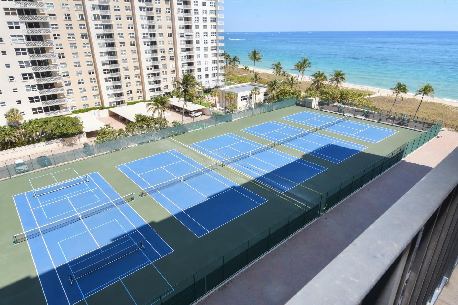 5100 N Ocean Boulevard, #405, Lauderdale-By-The-Sea, Lauderdale By The Sea, FL 33308 PICKEBALL AND TENNIS