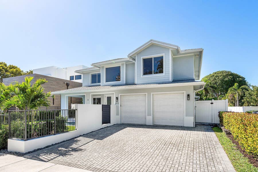 Property photo for 412 SE 4th Avenue, Delray Beach, FL