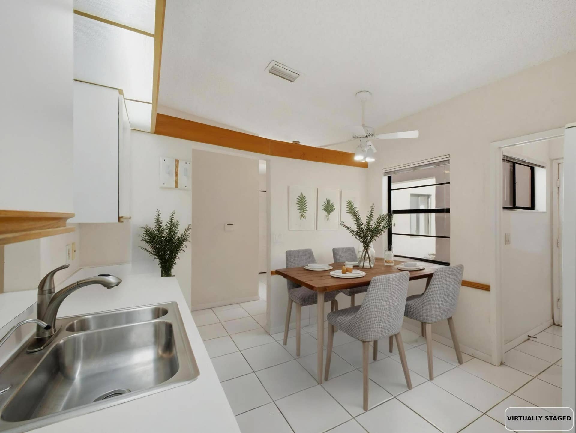 6200 Kings Gate Circle, Delray Beach, FL 33484 Breakfast Staged
