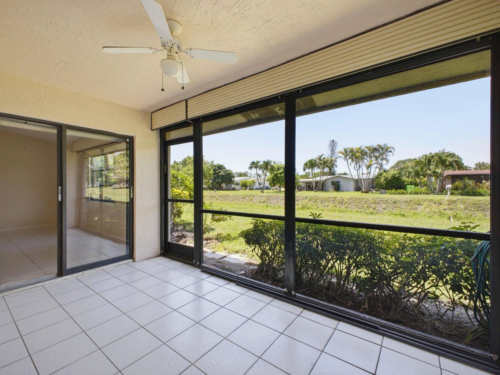 6200 Kings Gate Circle, Delray Beach, FL 33484 Porch to Living