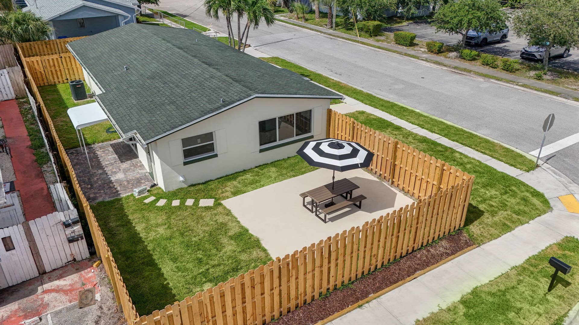 665 W 7th Street, Riviera Beach, FL 33404 78-web-or-mls-DJI_20260615224501_0634_D-