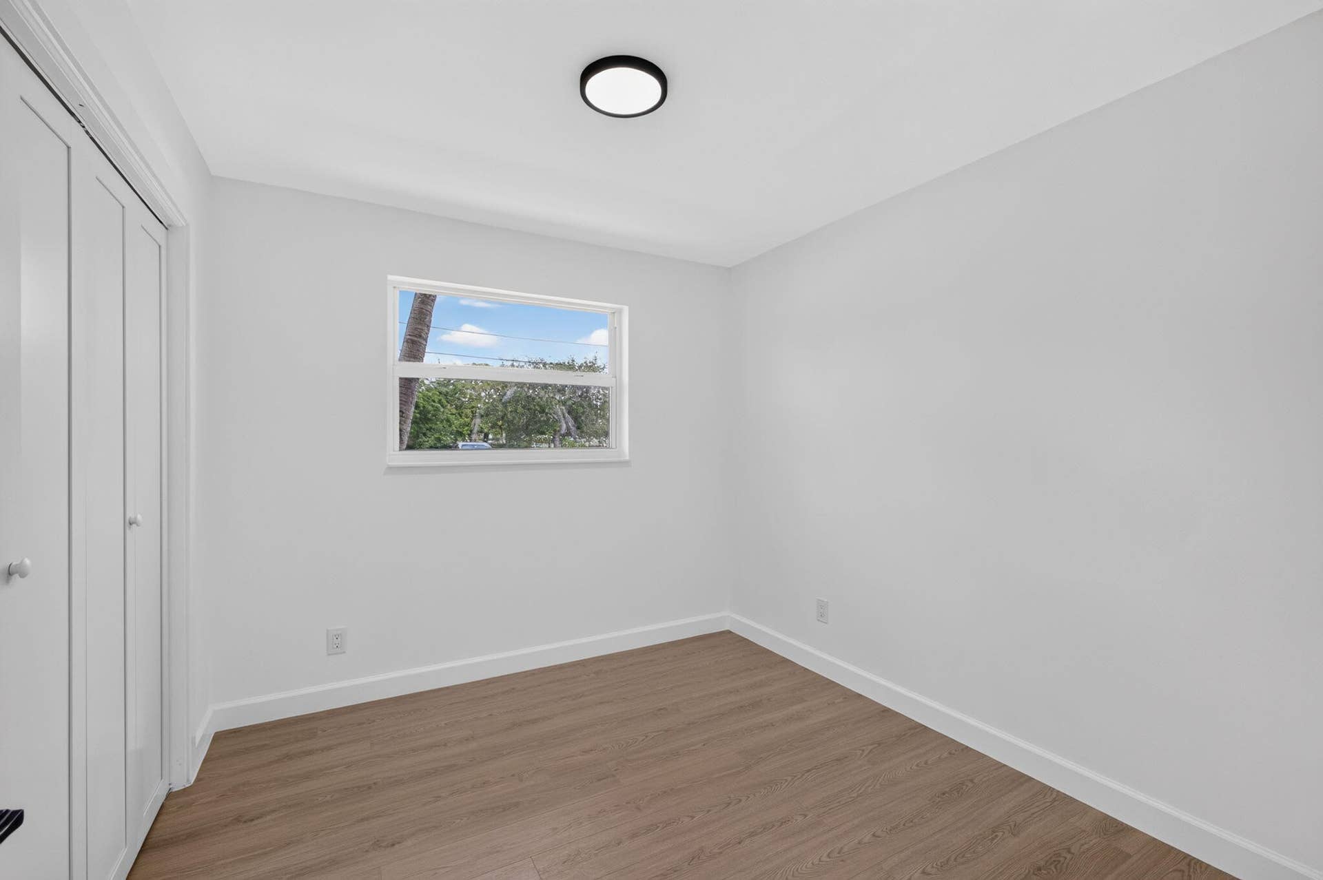 665 W 7th Street, Riviera Beach, FL 33404 BR4