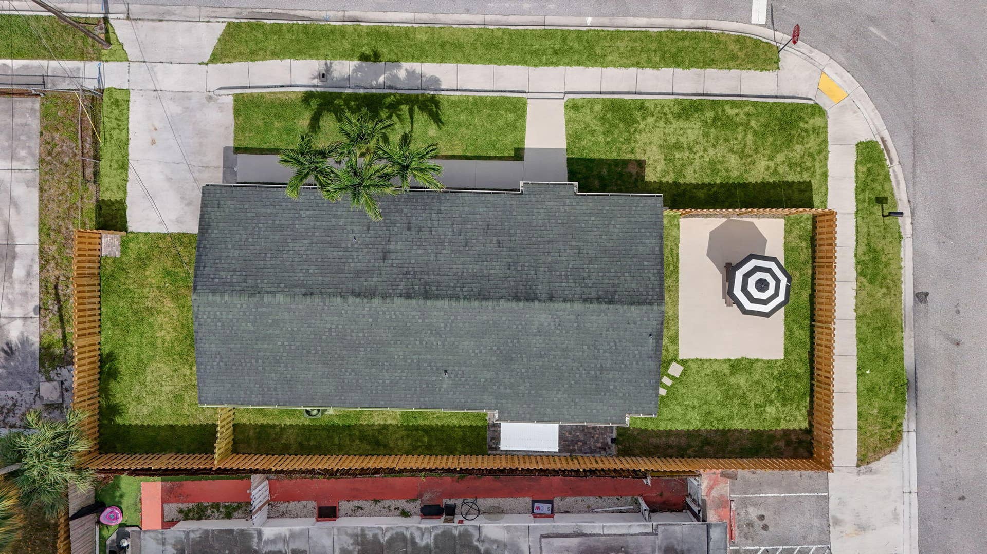 665 W 7th Street, Riviera Beach, FL 33404 Roof 2017
