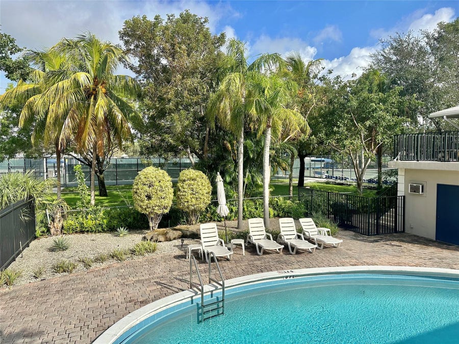 Property photo for 660 NE 11th Avenue, #202, Fort Lauderdale, FL