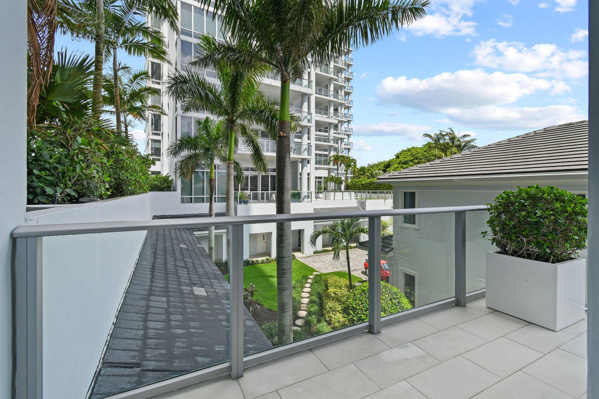 2 Water Club Way, #301, North Palm Beach, FL 33408 2WaterClubWay#301(43)