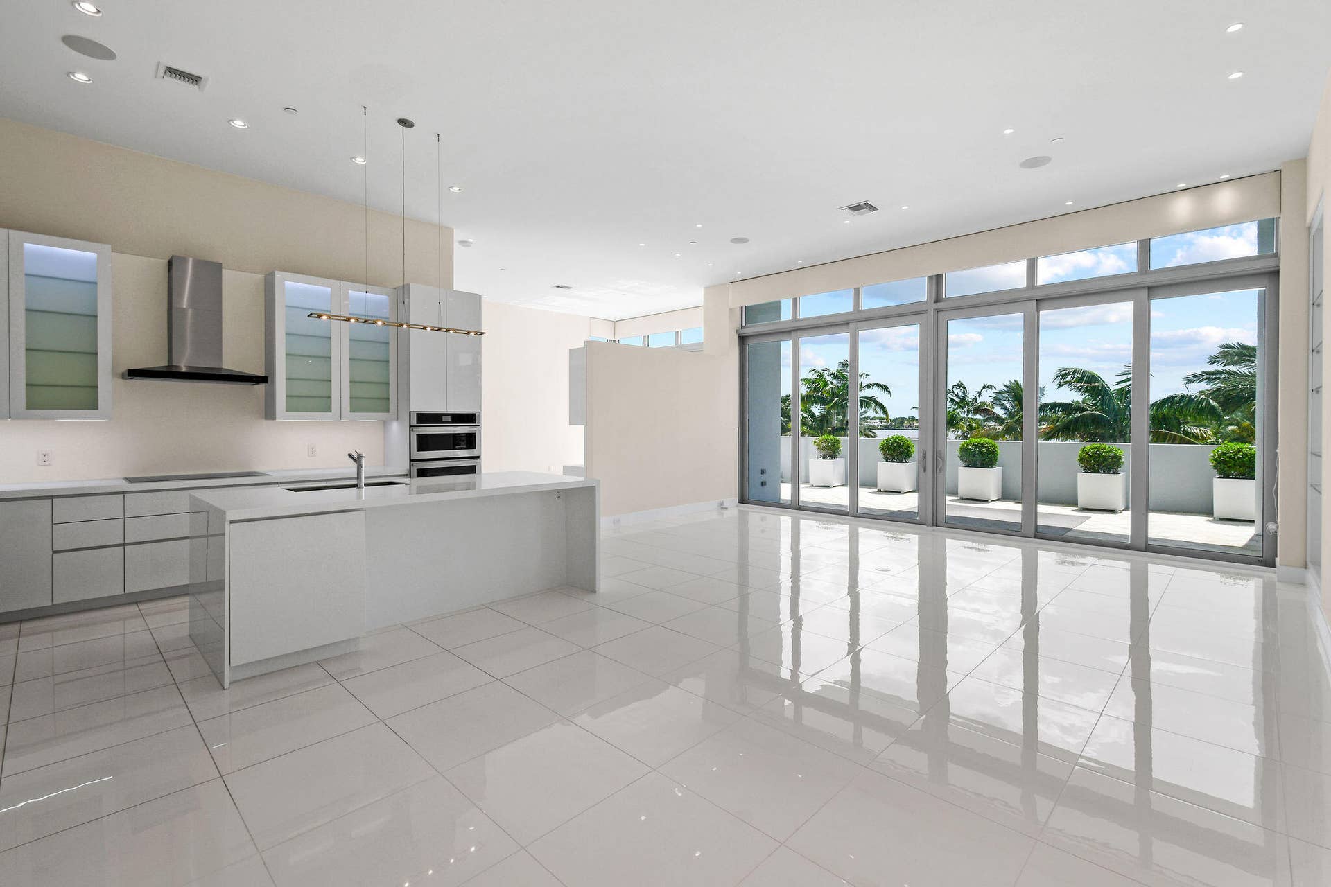 2 Water Club Way, #301, North Palm Beach, FL 33408 2WaterClubWay#301(5)