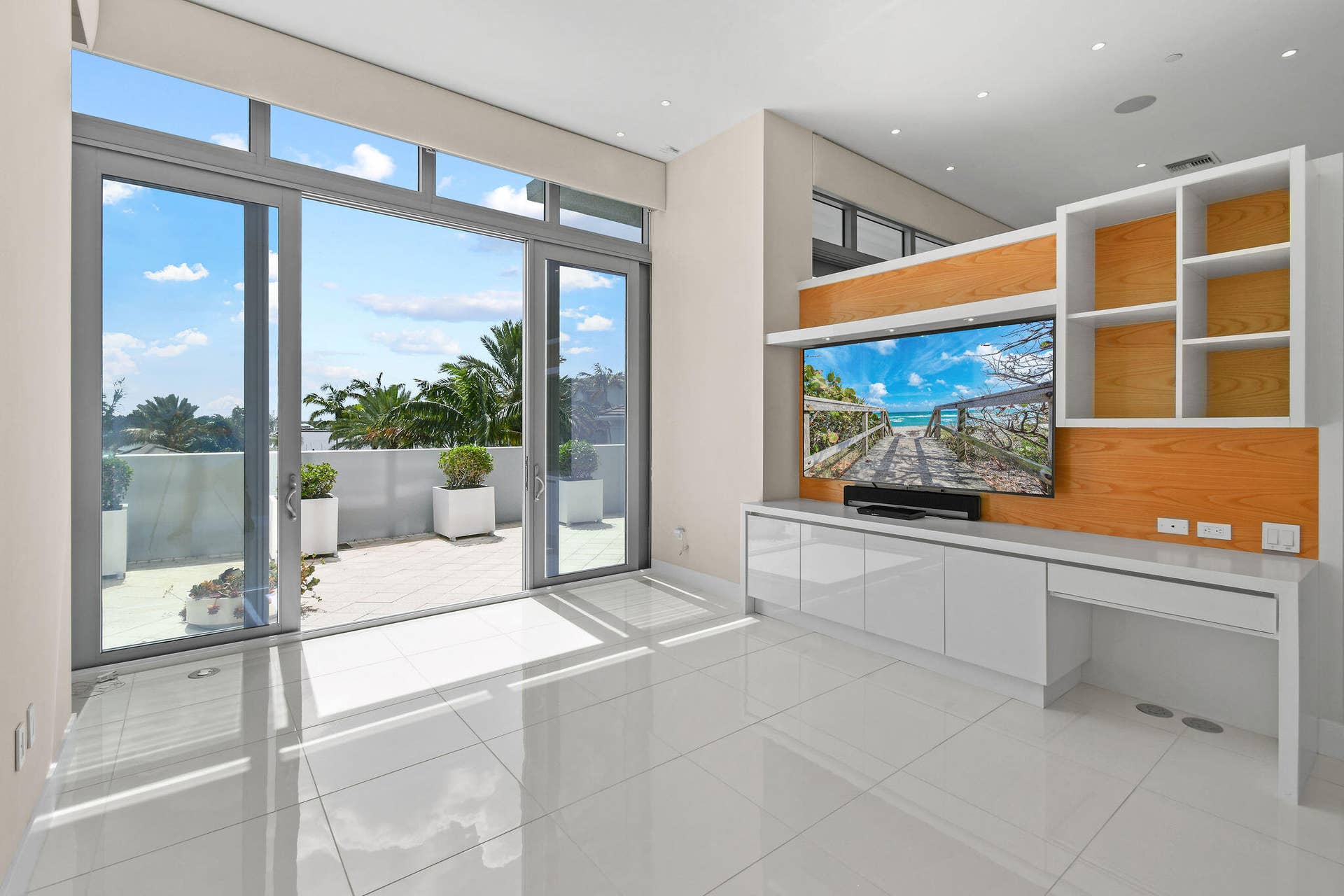2 Water Club Way, #301, North Palm Beach, FL 33408 2WaterClubWay#301(19)