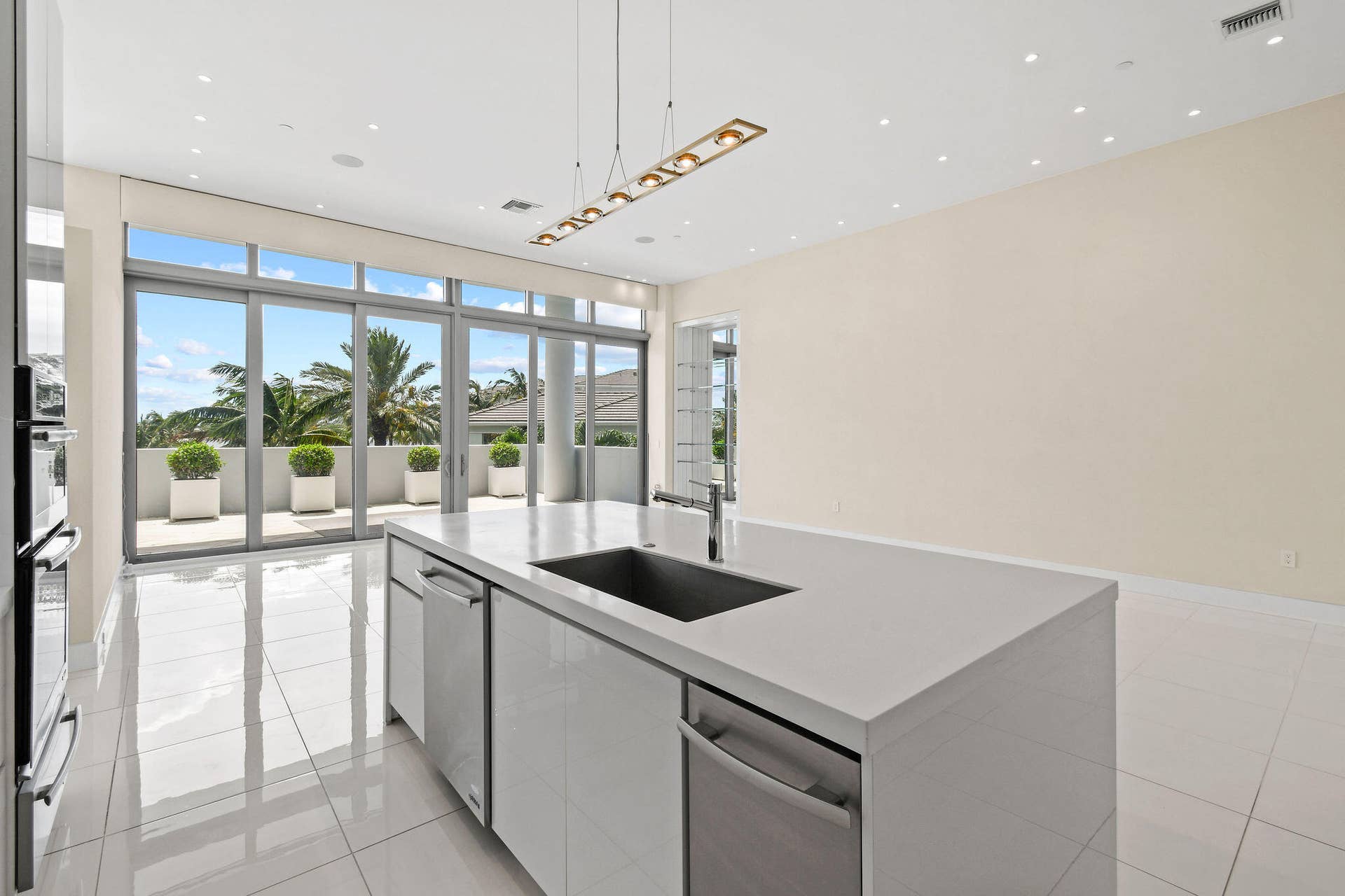 2 Water Club Way, #301, North Palm Beach, FL 33408 2WaterClubWay#301(17)