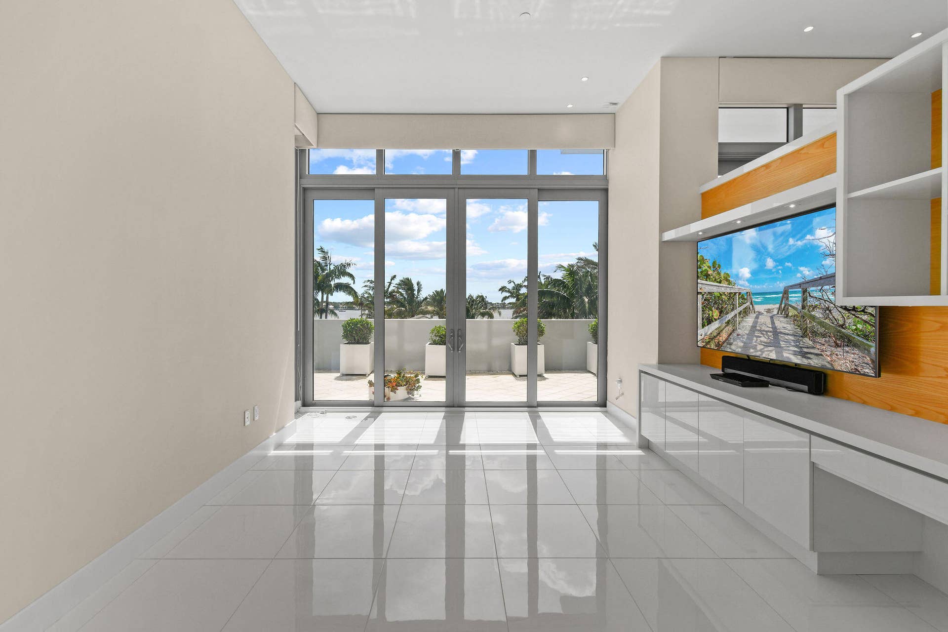 2 Water Club Way, #301, North Palm Beach, FL 33408 2WaterClubWay#301(18)