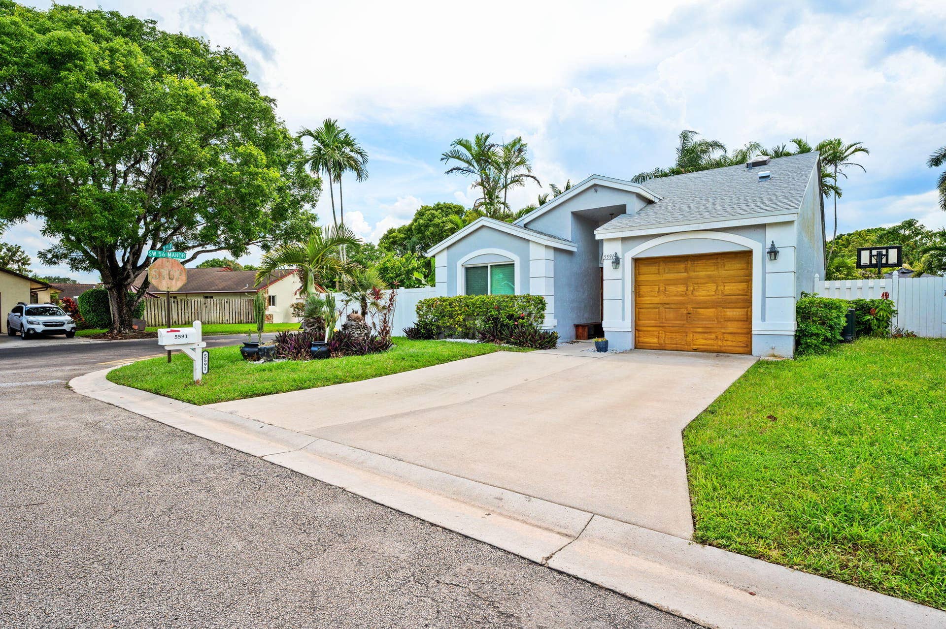 5591 SW 99th Avenue, Cooper City, FL 33328 6-web-or-mls-5591-sw-99th-ave